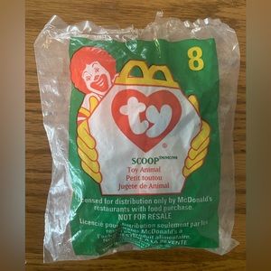 1998 McDonald’s TY Beanie Baby #8 “Scoop”